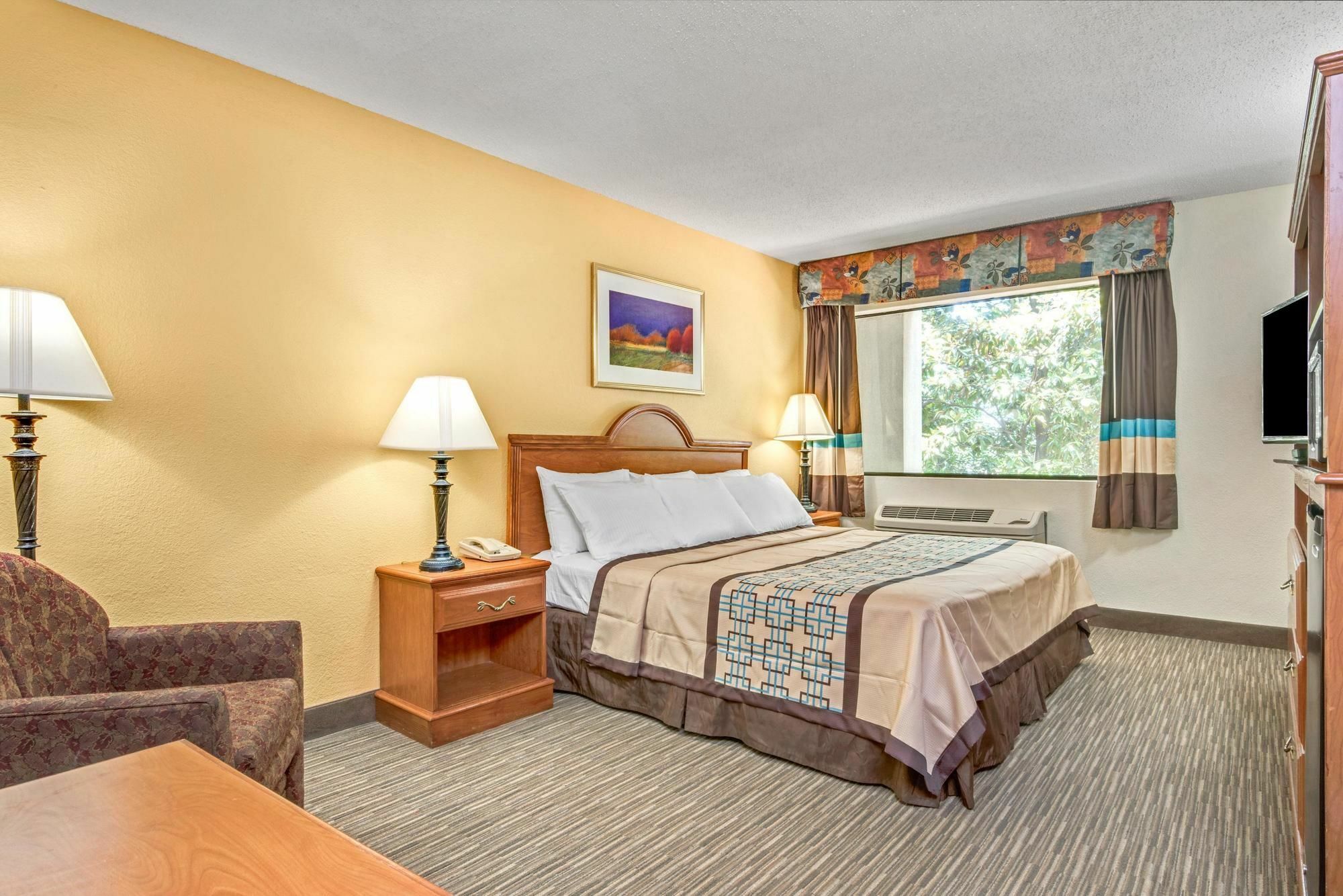 The Longleaf Hotel Raleigh Exterior foto