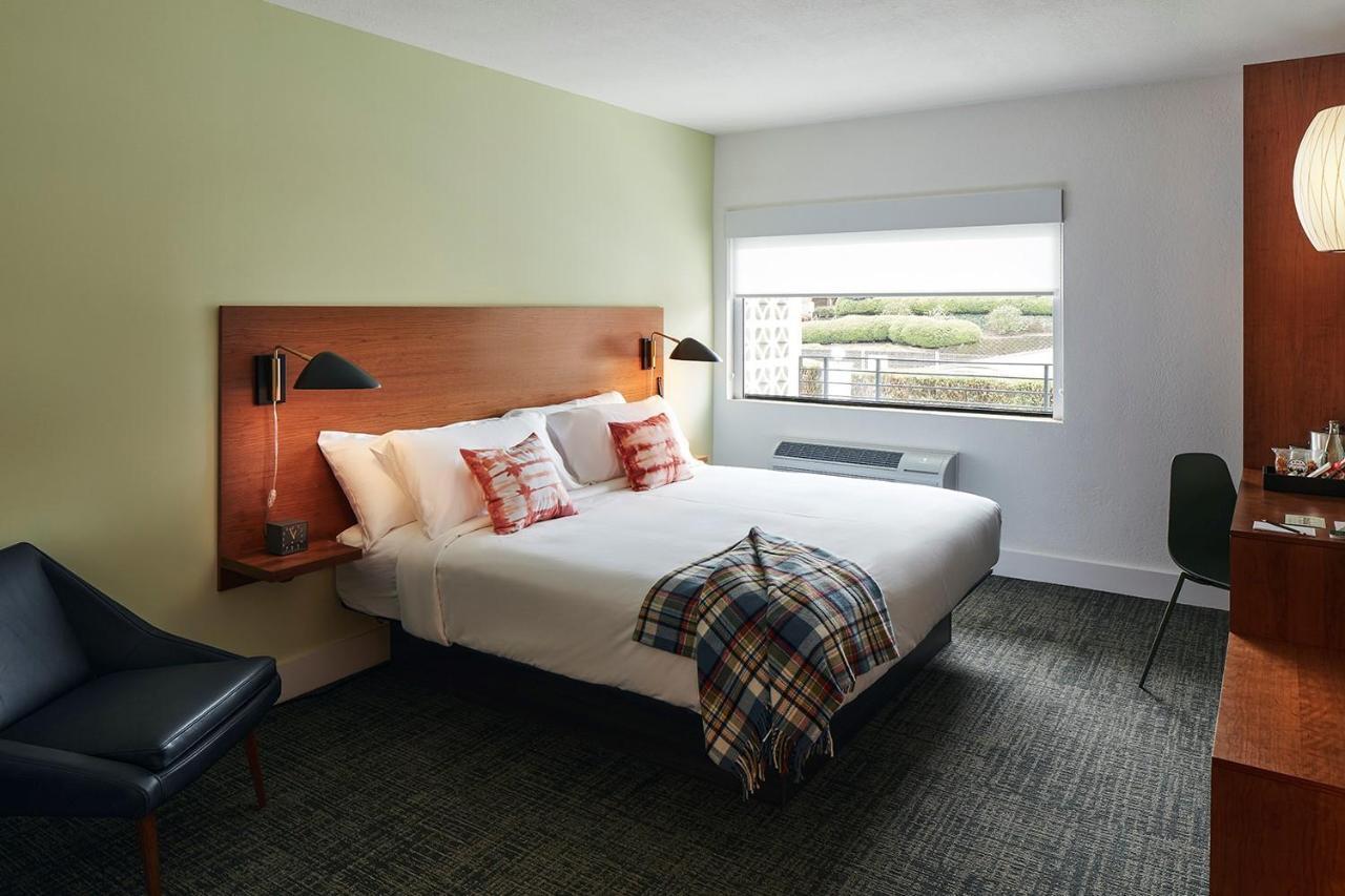 The Longleaf Hotel Raleigh Exterior foto
